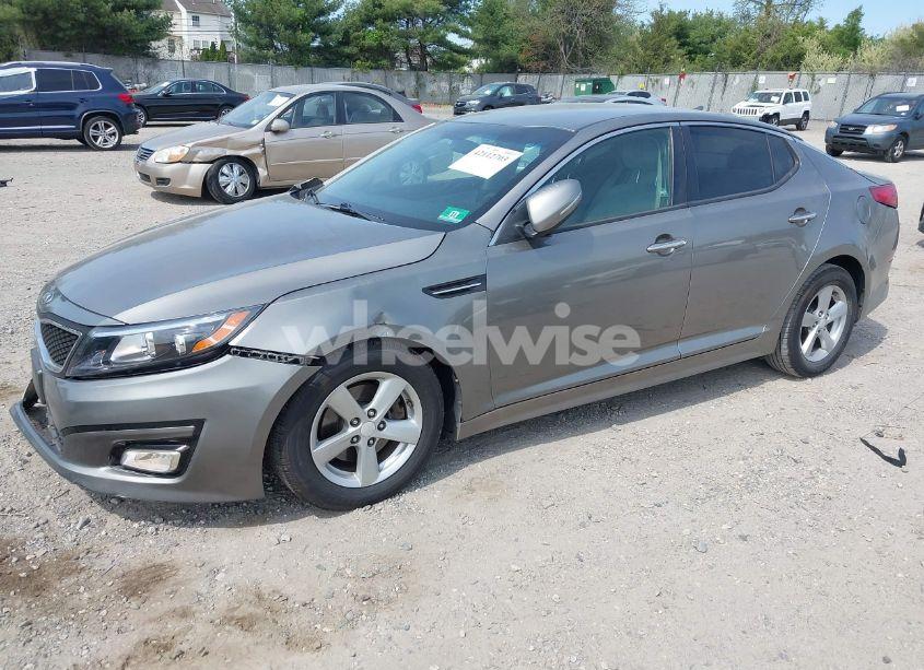 Photo 2 of 2015 Kia Optima LX (VIN 5XXGM4A76FG421945)