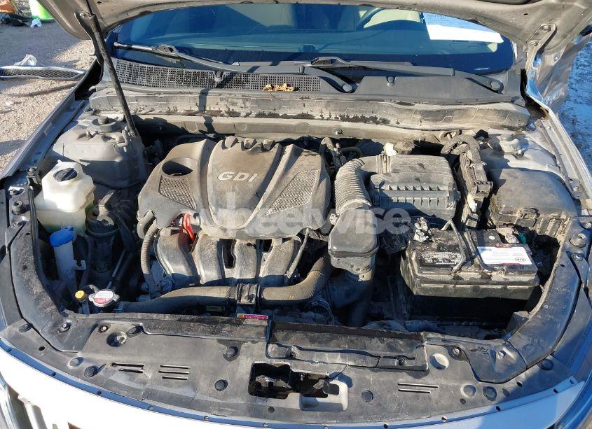 Photo 10 of 2015 Kia Optima LX (VIN 5XXGM4A76FG433089)