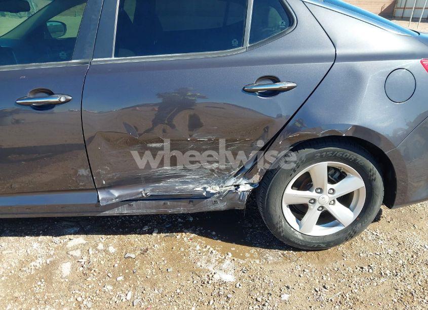 Photo 6 of 2015 Kia Optima LX (VIN 5XXGM4A76FG437465)