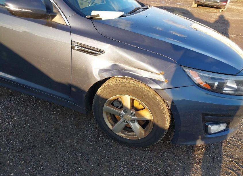 Photo 6 of 2015 Kia Optima LX (VIN 5XXGM4A76FG440673)