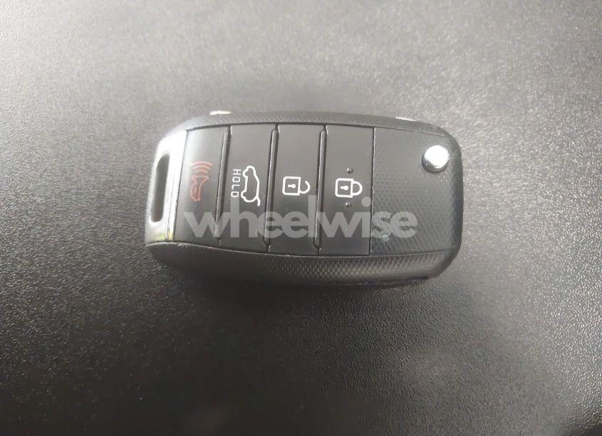 Photo 11 of 2015 Kia Optima LX (VIN 5XXGM4A76FG450152)