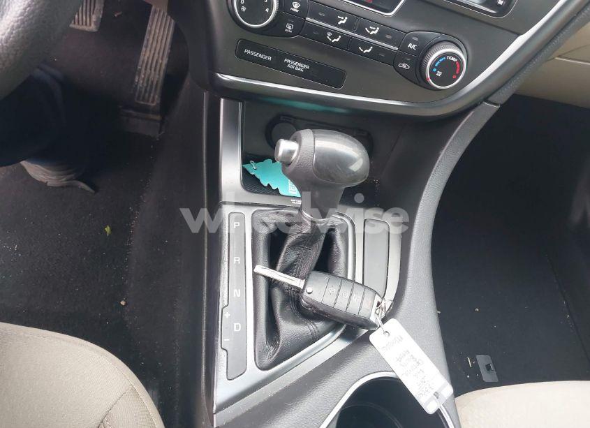 Photo 11 of 2015 Kia Optima LX (VIN 5XXGM4A76FG466125)