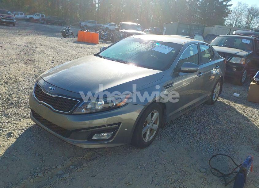 Photo 2 of 2015 Kia Optima LX (VIN 5XXGM4A76FG509619)