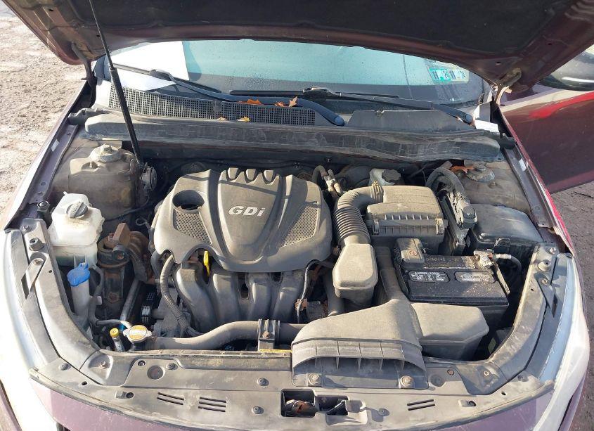 Photo 10 of 2012 Kia Optima LX (VIN 5XXGM4A77CG045896)