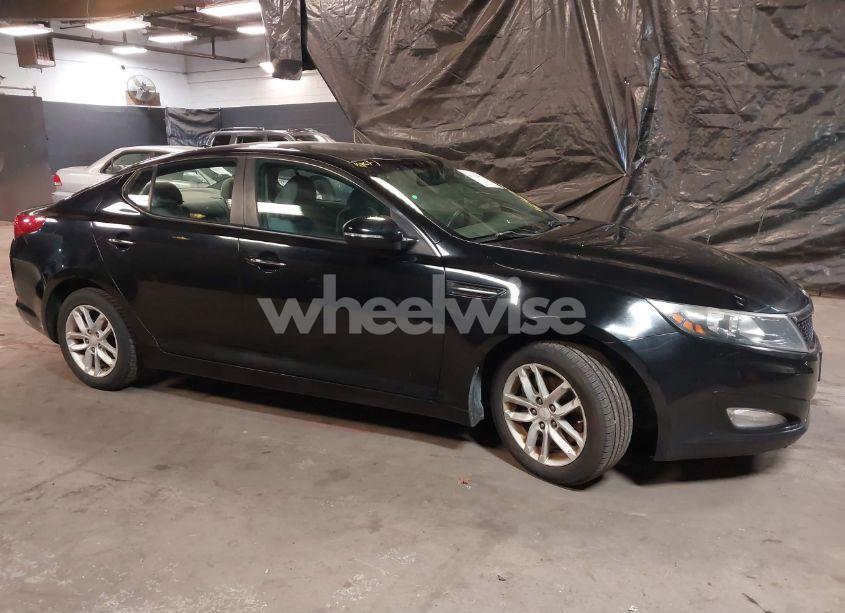 2012 Kia Optima LX (VIN 5XXGM4A77CG047440) main photo