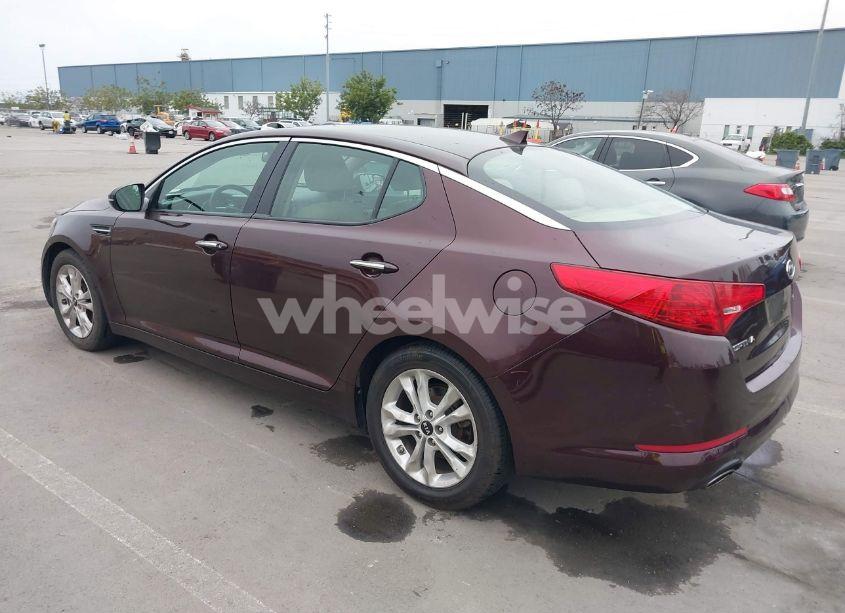 Photo 3 of 2012 Kia Optima LX (VIN 5XXGM4A77CG082334)
