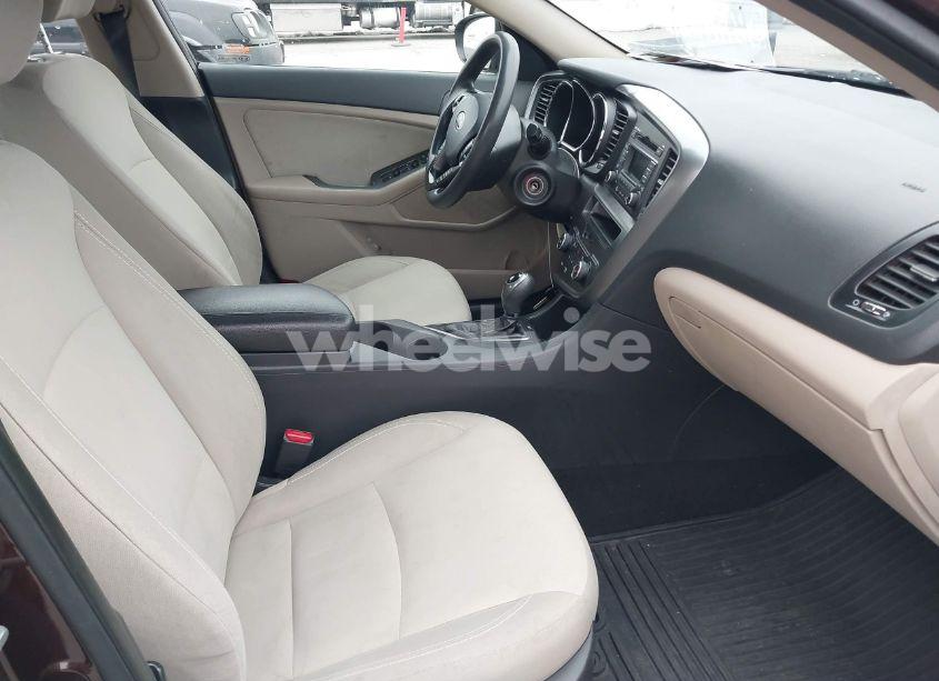 Photo 5 of 2012 Kia Optima LX (VIN 5XXGM4A77CG082334)