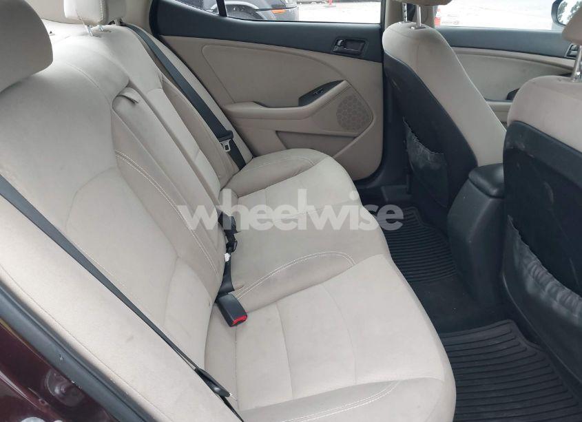 Photo 8 of 2012 Kia Optima LX (VIN 5XXGM4A77CG082334)