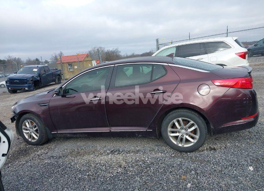 Photo 15 of 2013 Kia Optima LX (VIN 5XXGM4A77DG100610)