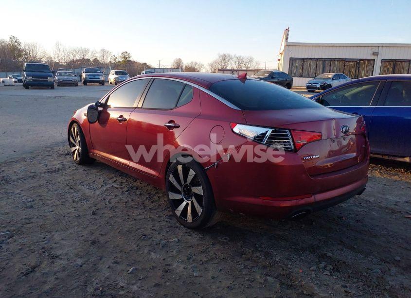 Photo 3 of 2013 Kia Optima LX (VIN 5XXGM4A77DG107475)