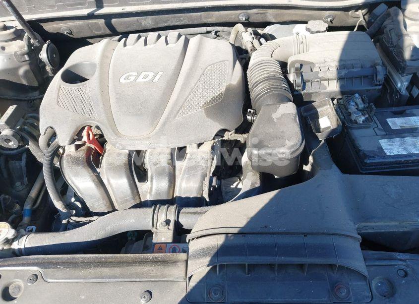 Photo 10 of 2013 Kia Optima LX (VIN 5XXGM4A77DG122316)