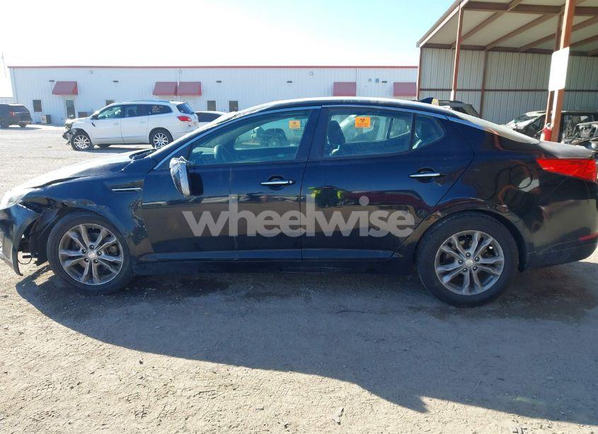 Photo 14 of 2013 Kia Optima LX (VIN 5XXGM4A77DG122316)