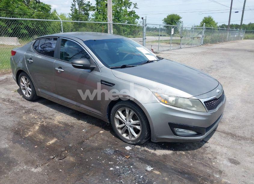 2013 Kia Optima LX (VIN 5XXGM4A77DG161195) main photo