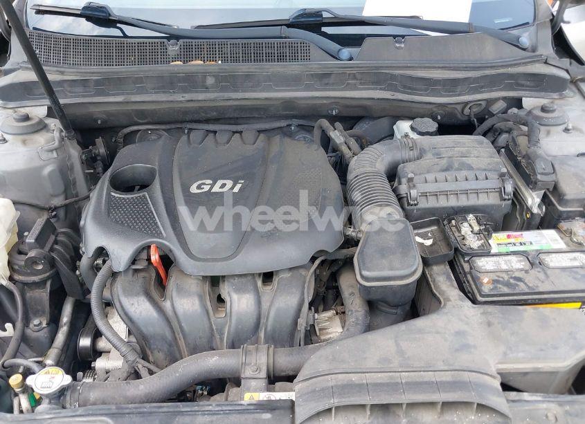 Photo 10 of 2013 Kia Optima LX (VIN 5XXGM4A77DG161195)