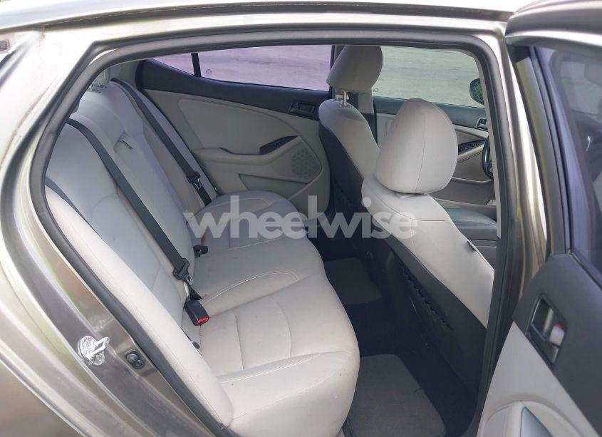 Photo 8 of 2013 Kia Optima LX (VIN 5XXGM4A77DG161195)