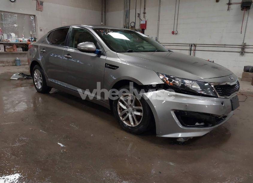 2013 Kia Optima LX (VIN 5XXGM4A77DG166669) main photo