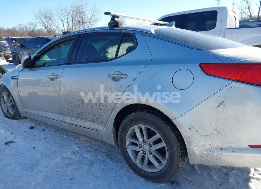 Photo 14 of 2013 Kia Optima LX (VIN 5XXGM4A77DG177087)