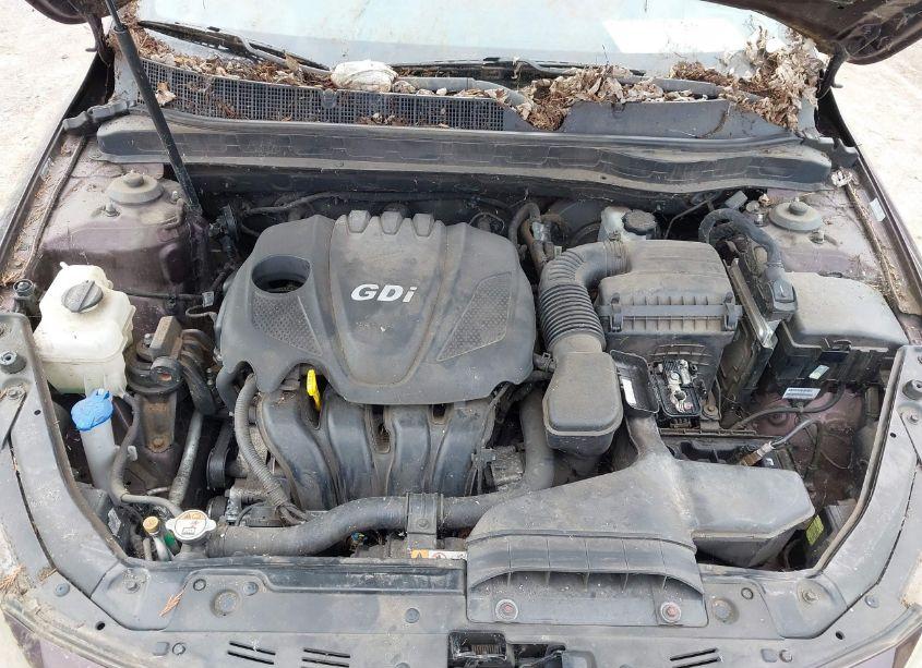 Photo 10 of 2013 Kia Optima LX (VIN 5XXGM4A77DG187165)