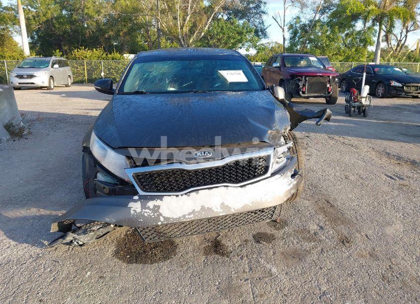Photo 12 of 2013 Kia Optima LX (VIN 5XXGM4A77DG187795)