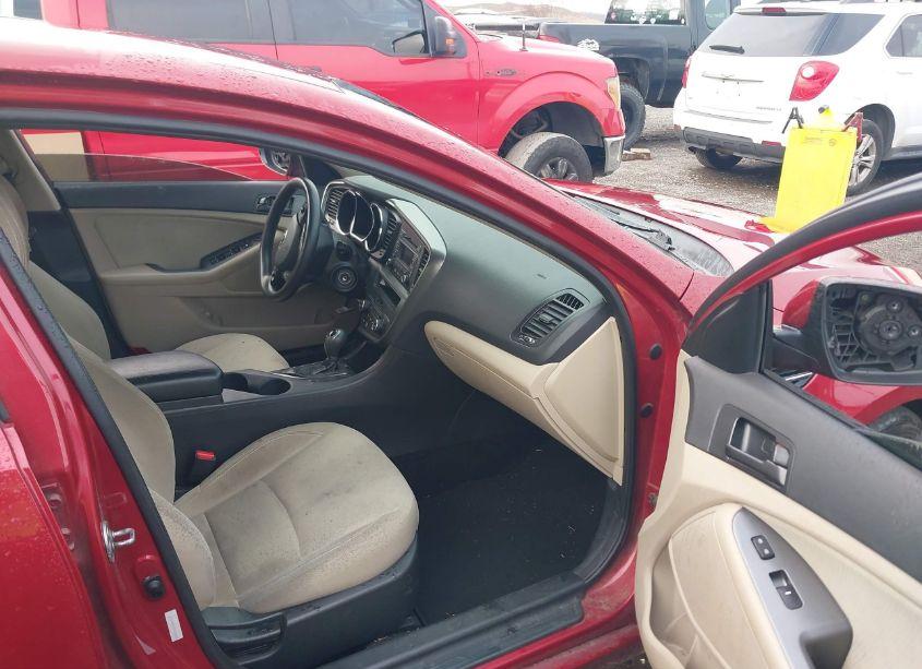 Photo 5 of 2013 Kia Optima LX (VIN 5XXGM4A77DG210623)