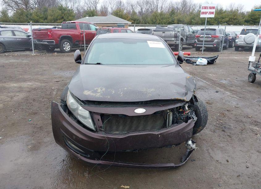Photo 11 of 2013 Kia Optima LX (VIN 5XXGM4A77DG246716)
