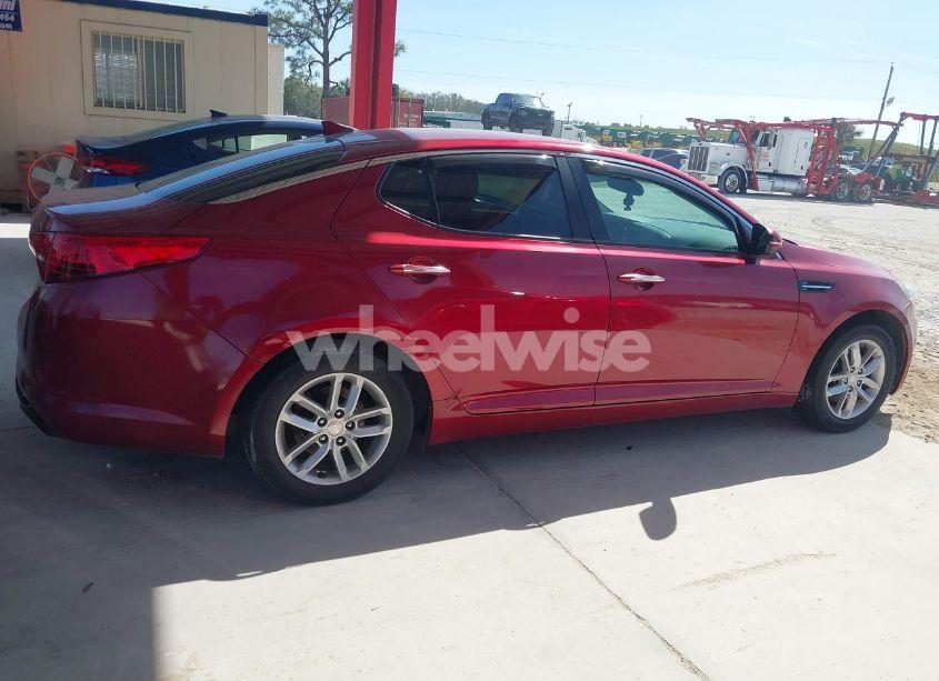 Photo 13 of 2013 Kia Optima LX (VIN 5XXGM4A77DG250376)