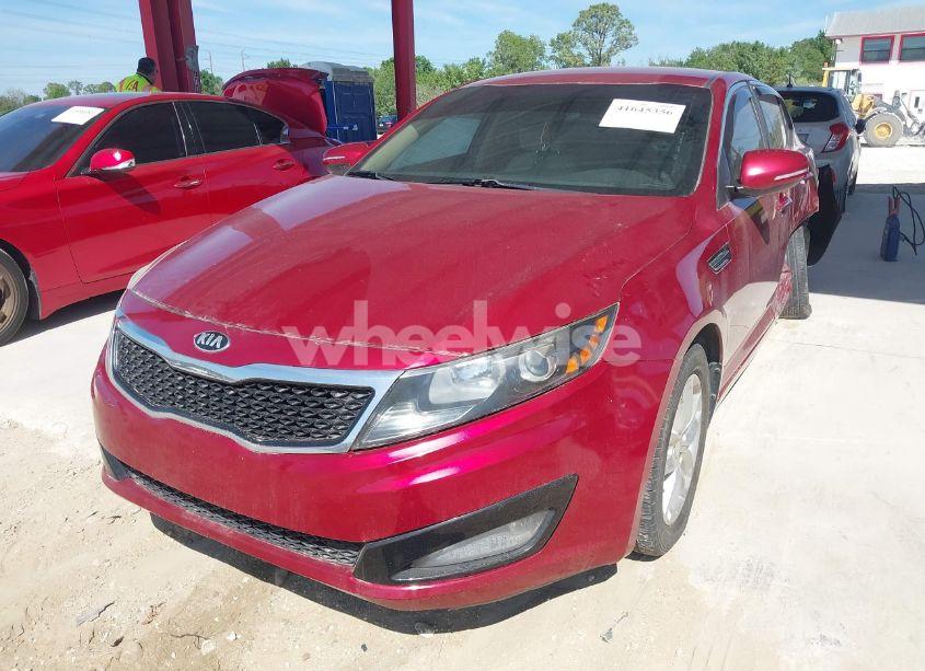 Photo 2 of 2013 Kia Optima LX (VIN 5XXGM4A77DG250376)