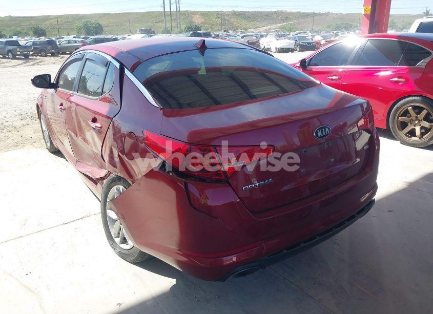 Photo 3 of 2013 Kia Optima LX (VIN 5XXGM4A77DG250376)