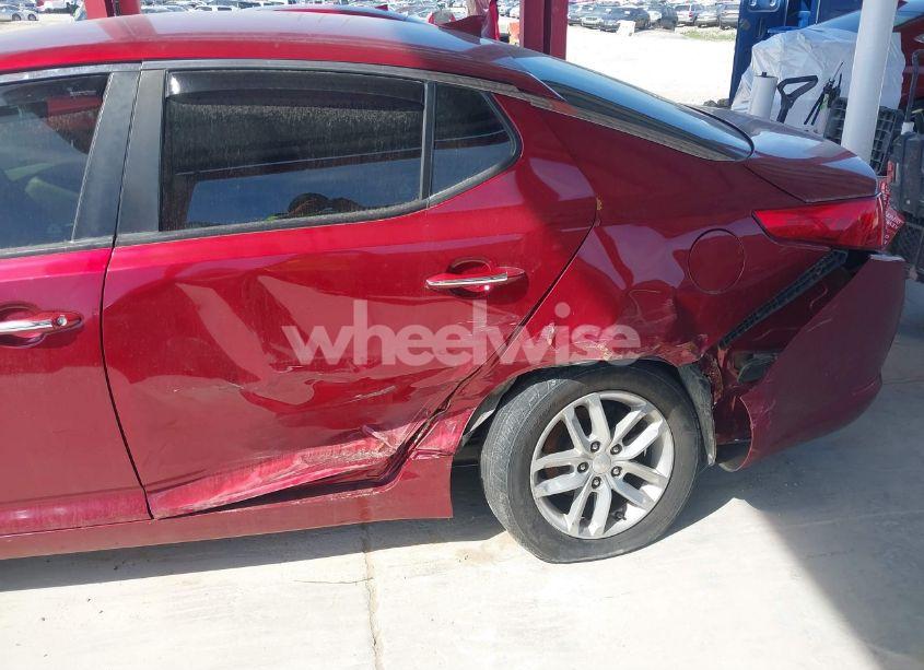 Photo 6 of 2013 Kia Optima LX (VIN 5XXGM4A77DG250376)