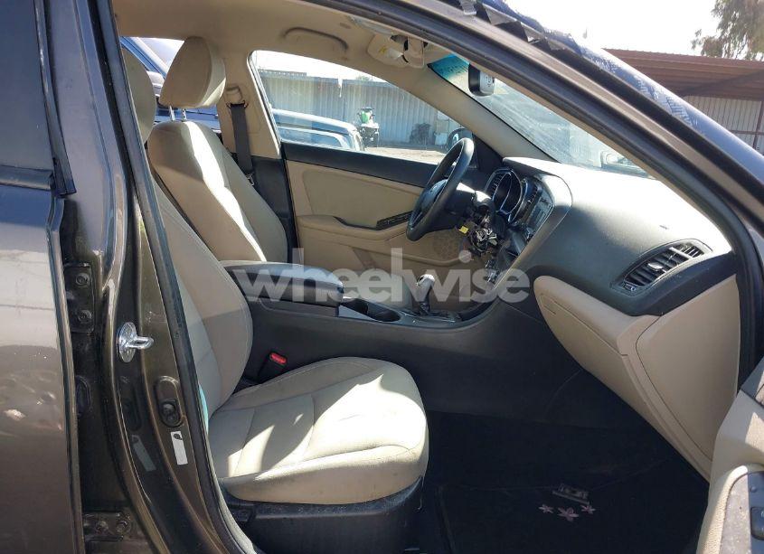 Photo 5 of 2013 Kia Optima LX (VIN 5XXGM4A77DG259045)