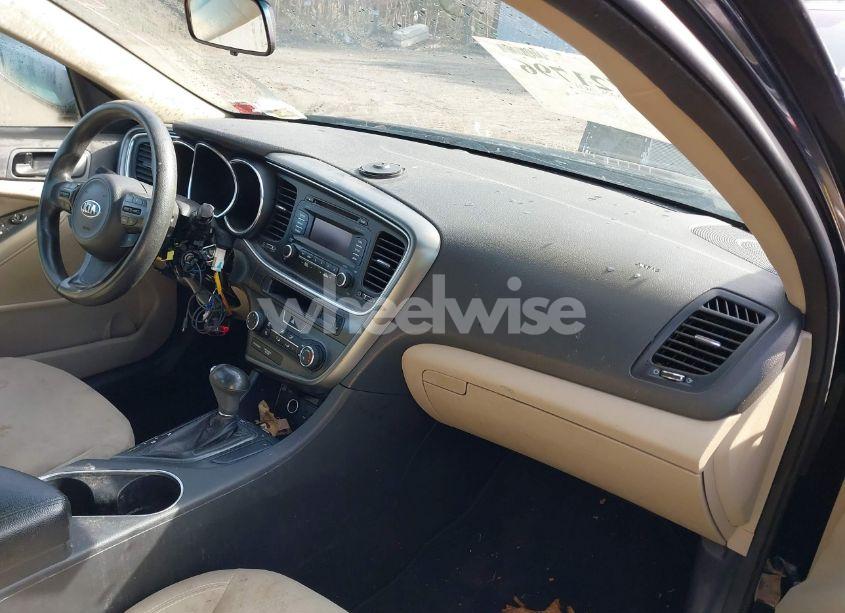 Photo 5 of 2014 Kia Optima LX (VIN 5XXGM4A77EG264179)