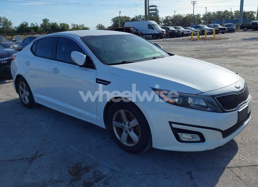 2014 Kia Optima LX (VIN 5XXGM4A77EG273609) main photo