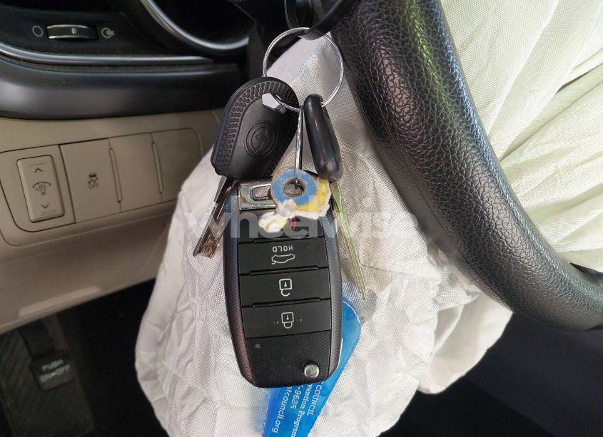 Photo 11 of 2014 Kia Optima LX (VIN 5XXGM4A77EG274887)