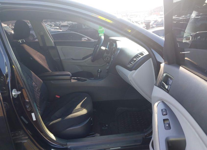 Photo 5 of 2014 Kia Optima LX (VIN 5XXGM4A77EG280723)