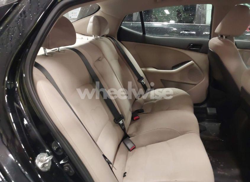 Photo 8 of 2014 Kia Optima LX (VIN 5XXGM4A77EG296906)