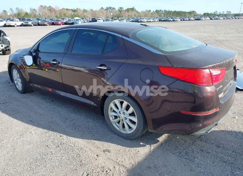 Photo 3 of 2014 Kia Optima LX (VIN 5XXGM4A77EG309069)