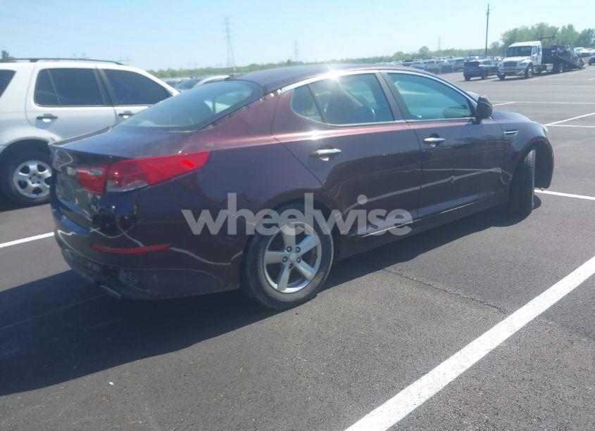 Photo 4 of 2014 Kia Optima LX (VIN 5XXGM4A77EG310738)