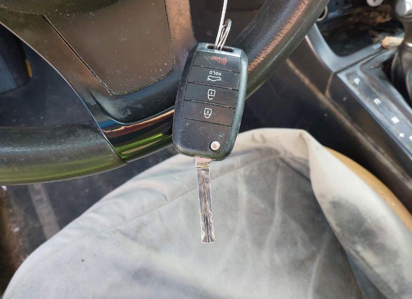 Photo 11 of 2014 Kia Optima LX (VIN 5XXGM4A77EG316975)