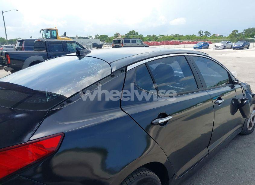 Photo 15 of 2014 Kia Optima LX (VIN 5XXGM4A77EG322243)