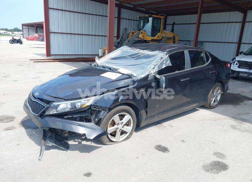 Photo 2 of 2014 Kia Optima LX (VIN 5XXGM4A77EG322243)