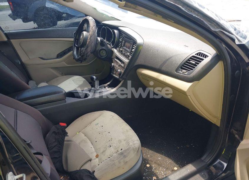 Photo 5 of 2014 Kia Optima LX (VIN 5XXGM4A77EG322243)