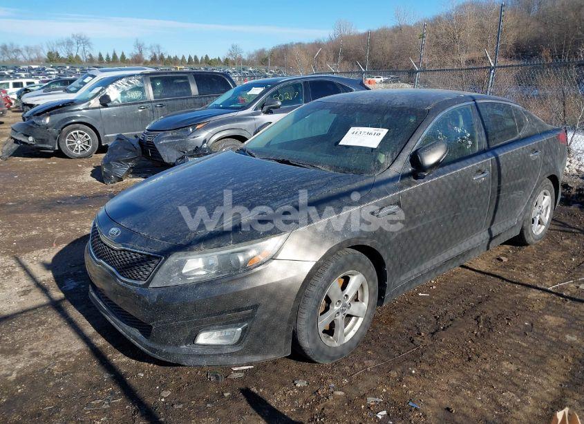 Photo 2 of 2014 Kia Optima LX (VIN 5XXGM4A77EG346428)