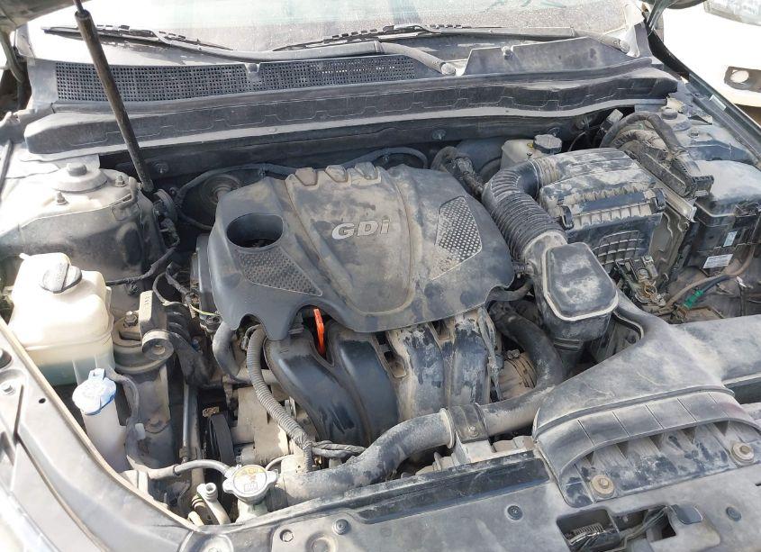 Photo 10 of 2015 Kia Optima LX (VIN 5XXGM4A77FG355051)