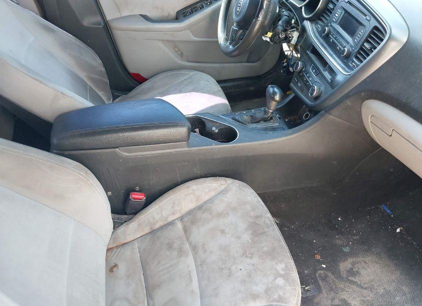 Photo 5 of 2015 Kia Optima LX (VIN 5XXGM4A77FG355051)