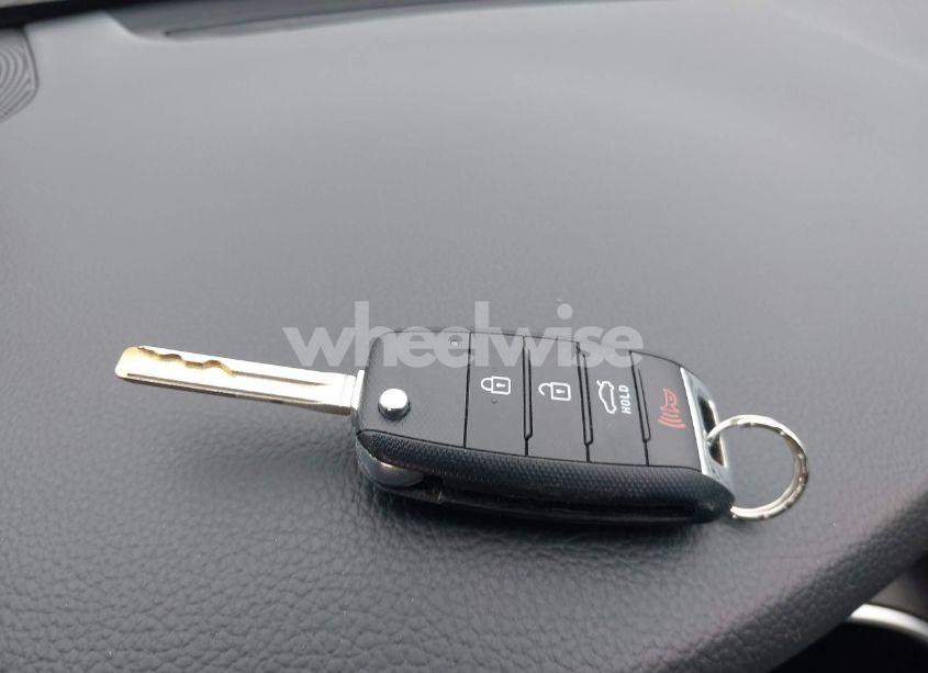 Photo 11 of 2015 Kia Optima LX (VIN 5XXGM4A77FG385053)