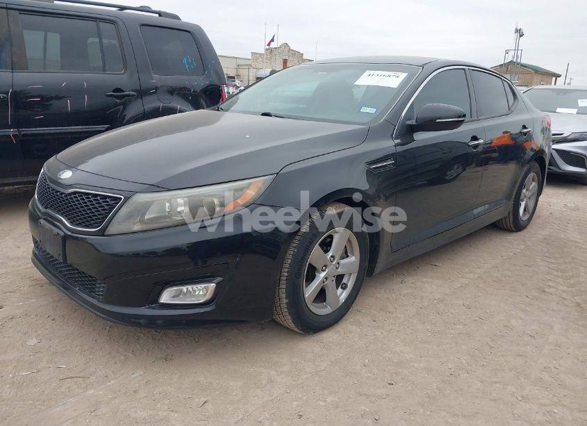 Photo 2 of 2015 Kia Optima LX (VIN 5XXGM4A77FG385053)