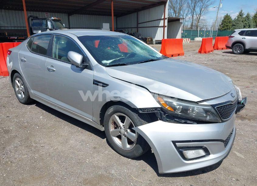 2015 Kia Optima LX (VIN 5XXGM4A77FG403342) main photo