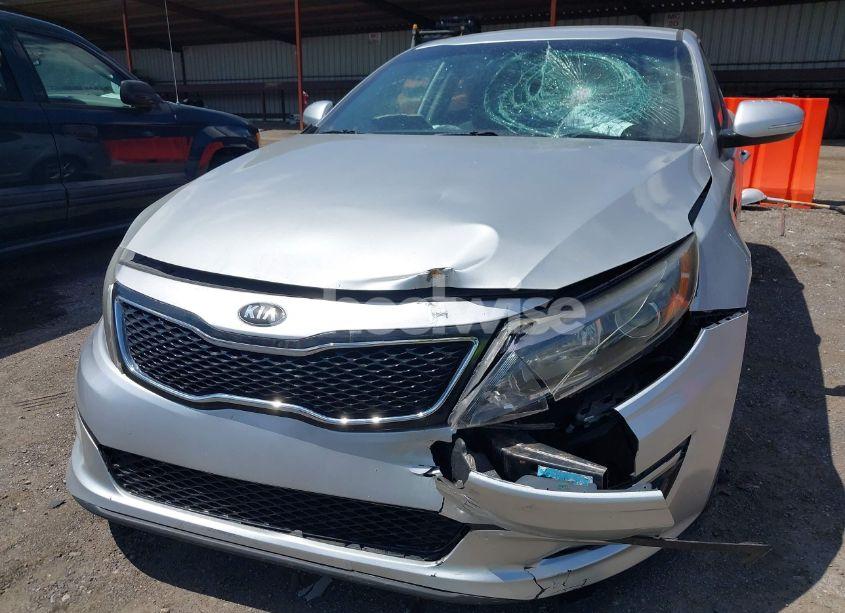 Photo 6 of 2015 Kia Optima LX (VIN 5XXGM4A77FG403342)