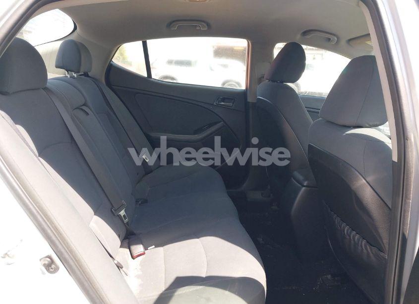 Photo 8 of 2015 Kia Optima LX (VIN 5XXGM4A77FG403342)