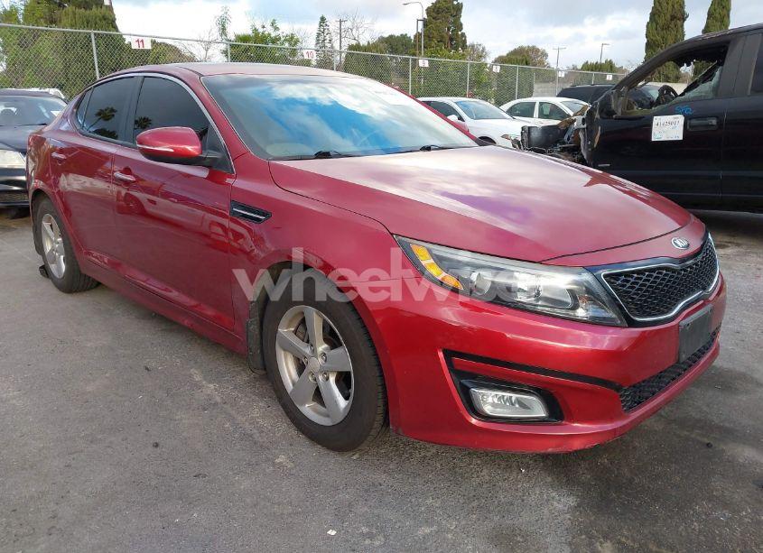 2015 Kia Optima LX (VIN 5XXGM4A77FG411473) main photo